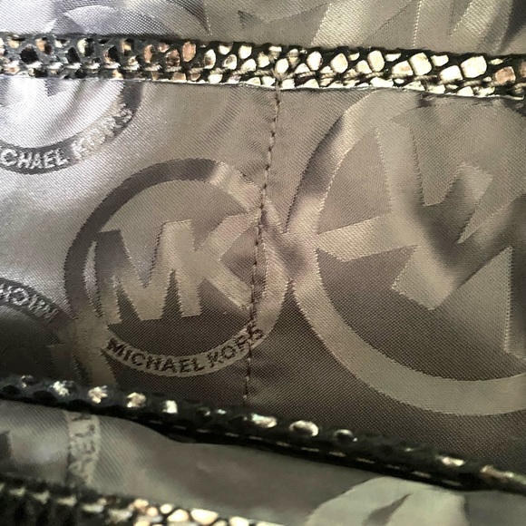 MICHAEL Michael Kors Faux Python Tote Bag - Picture 13 of 17
